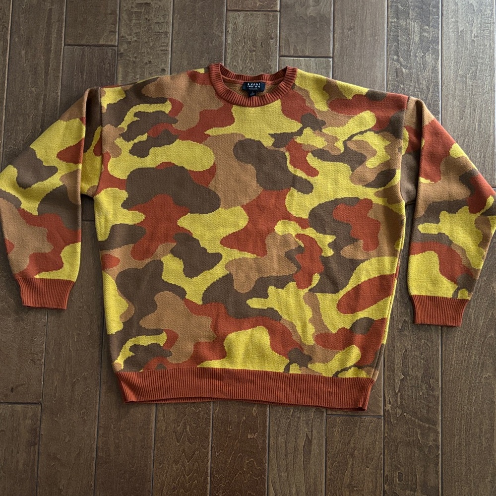 Men's Camouflage Crewneck Sweater - Yellow, Brown, Orange